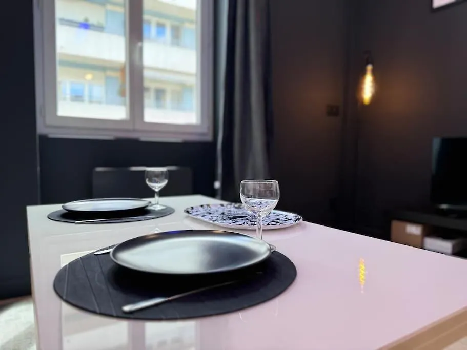 My Home Jean Claude Vivant 1 Villeurbanne Francie
